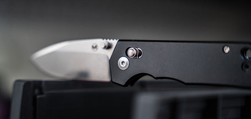 Couteau Pliant noir Crossbar Lock Boker magnum Rockstub