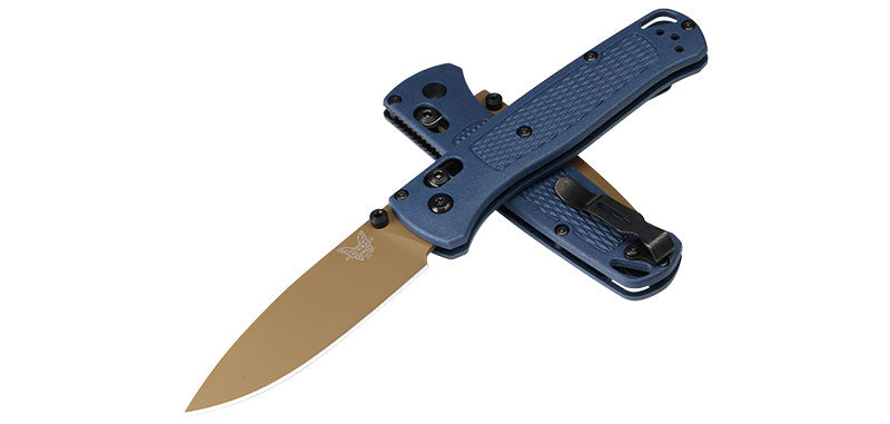 Couteau Bugout Benchmade Bleu